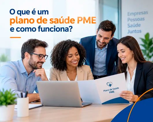 Gestores analisando opções de plano de saúde PME com consultor